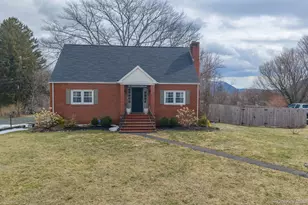 5 Sunrise Terrace, New Windsor, NY 12553 - Photo 3