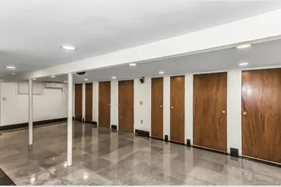 81-43 262nd Street, Glen Oaks, NY 11004 - Photo 27