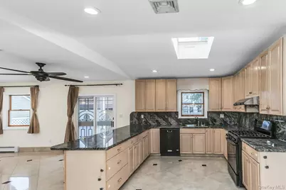 81-43 262nd Street, Glen Oaks, NY 11004 - Photo 9