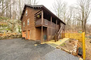 79 E Hook Cross Rd, Hopewell Junction, NY 12533 - Photo 31