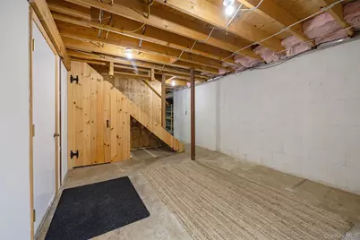 79 E Hook Cross Road, Hopewell Junction, NY 12533 - Photo 23