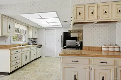 705 Brewster Drive, Port Jefferson, NY 11777 - Photo 7