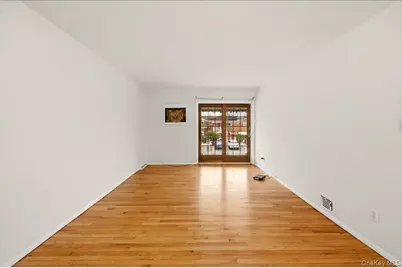 707 Hollywood Avenue, Bronx, NY 10465 - Photo 5