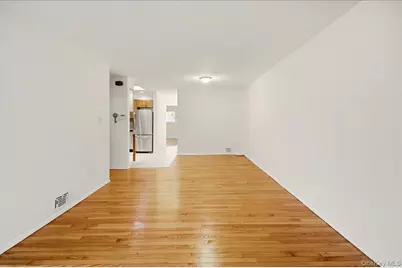 707 Hollywood Avenue, Bronx, NY 10465 - Photo 3