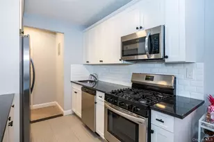 4 Sadore Ln, Yonkers, NY 10710 - Photo 11