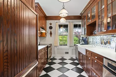 131 Bayview Avenue, Northport, NY 11768 - Photo 9