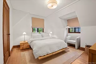 12 Hampton Rd, Port Washington, NY 11050 - Photo 25