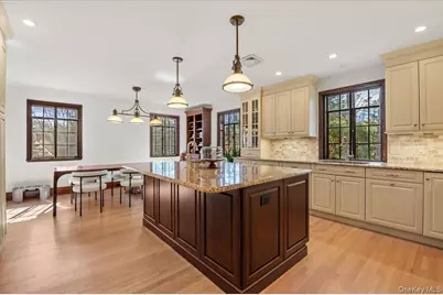 12 Hampton Road, Port Washington, NY 11050 - Photo 13