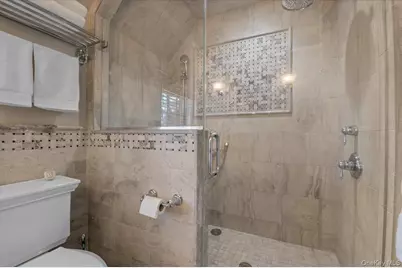 12 Hampton Road, Port Washington, NY 11050 - Photo 19