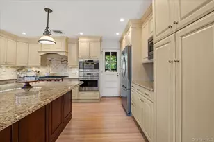 12 Hampton Rd, Port Washington, NY 11050 - Photo 9