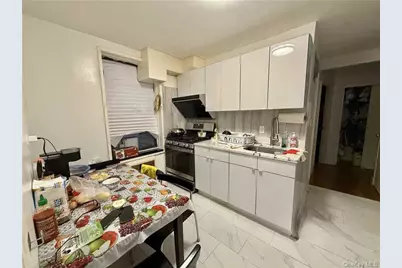 138-70 Elder Avenue #3N, Flushing, NY 11355 - Photo 9