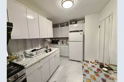 138-70 Elder Avenue #3N, Flushing, NY 11355 - Photo 1