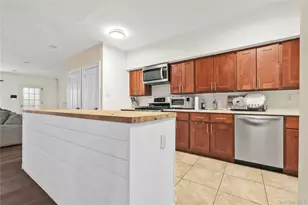 179-04 Selover Rd, Jamaica, NY 11434 - Photo 7