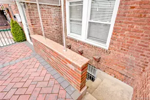 179-04 Selover Rd, Jamaica, NY 11434 - Photo 27