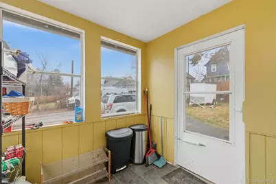 127 E Chester Street, Kingston, NY 12401 - Photo 17