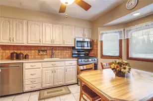 146 East Dr, Massapequa, NY 11758 - Photo 5