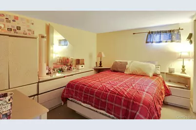 16255 12th Avenue, Whitestone, NY 11357 - Photo 13