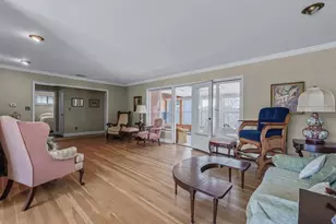 37 Berkshire Rd, Yonkers, NY 10710 - Photo 7