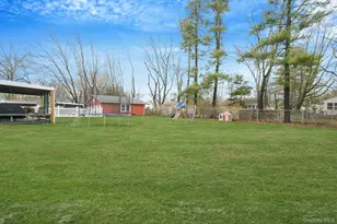 15 Vee Jay Dr, Shoreham, NY 11786 - Photo 15