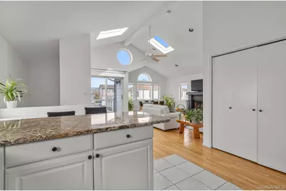 804 E Chester Street, Long Beach, NY 11561 - Photo 11