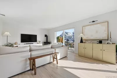 141 Annuskemunnica Road, Babylon, NY 11702 - Photo 3