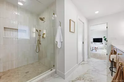 141 Annuskemunnica Road, Babylon, NY 11702 - Photo 25