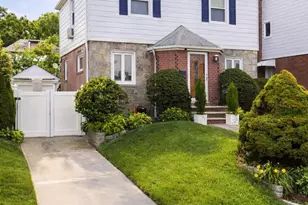 73-21 182nd St, Fresh Meadows, NY 11366 - Photo 1