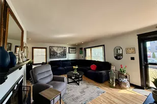 68 Robert St, Freeport, NY 11520 - Photo 3