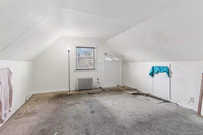 2036 Front Street, East Meadow, NY 11554 - Photo 15