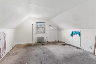 2036 Front St, East Meadow, NY 11554 - Photo 15