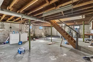 2036 Front St, East Meadow, NY 11554 - Photo 19