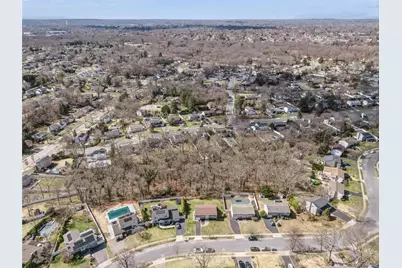 14 Wenmore Road, Commack, NY 11725 - Photo 41