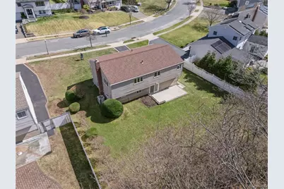 14 Wenmore Road, Commack, NY 11725 - Photo 27