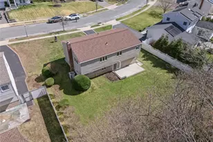 14 Wenmore Rd, Commack, NY 11725 - Photo 27