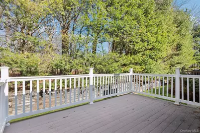 12 Stone Gate Court, Smithtown, NY 11787 - Photo 35