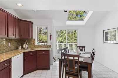 12 Stone Gate Court, Smithtown, NY 11787 - Photo 9