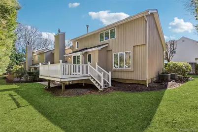 12 Stone Gate Court, Smithtown, NY 11787 - Photo 33