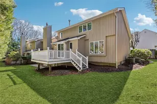 12 Stone Gate Ct, Smithtown, NY 11787 - Photo 33