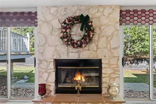 12 Stone Gate Ct, Smithtown, NY 11787 - Photo 13