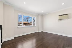 236 Vermont Ave, Bay Shore, NY 11706 - Photo 3