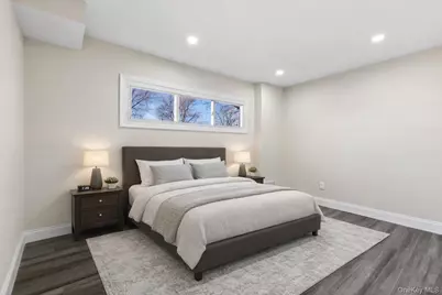 236 Vermont Avenue, Bay Shore, NY 11706 - Photo 23