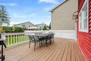 3978 William St, Seaford, NY 11783 - Photo 21