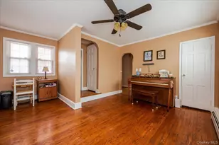 3978 William St, Seaford, NY 11783 - Photo 11