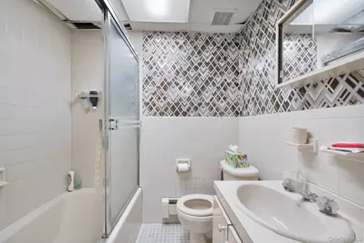 8414 Lefferts Boulevard, Kew Gardens, NY 11415 - Photo 7