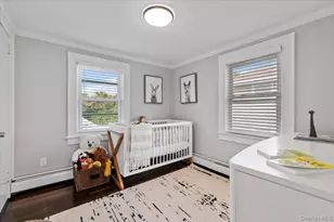 33 Ave B Ave, Port Washington, NY 11050 - Photo 15