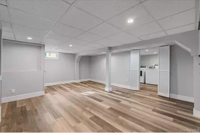 33 Avenue B Avenue, Port Washington, NY 11050 - Photo 23