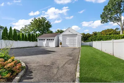 33 Avenue B Avenue, Port Washington, NY 11050 - Photo 27