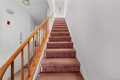 738 Birchwood Park Drive, Middle Island, NY 11953 - Photo 19