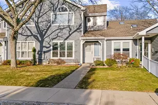 738 Birchwood Park Dr, Middle Island, NY 11953 - Photo 3