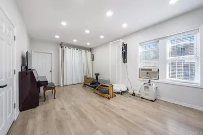 16920 107th Avenue, Jamaica, NY 11433 - Photo 5